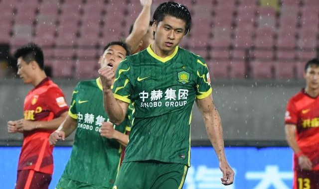 彩客网体育集团-中超年轻土炮同时爆发 郭田雨张玉宁对飚冲击金靴